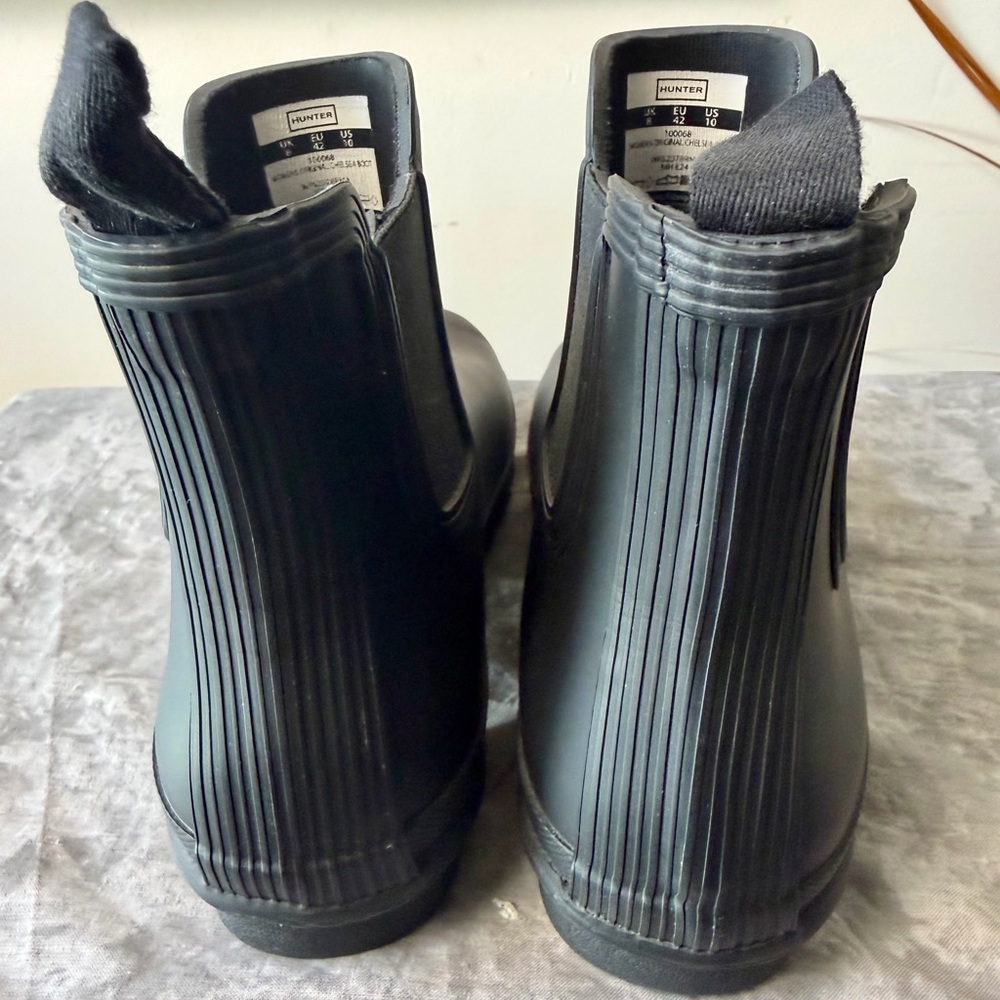 Hunter Classic  Chelsea Black Ankle Boots Size 10 - Picture 7 of 16